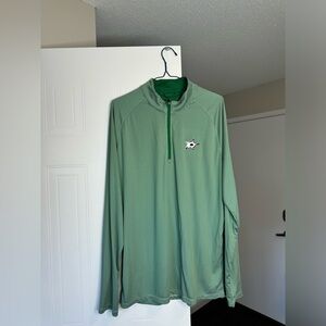 LEVEL WEAR “2 Dallas Stars Orion Icon Mantra”
Color: Green 
Size L
Chest: 42-44